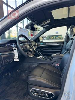 جیپ گراند شیرۆکی